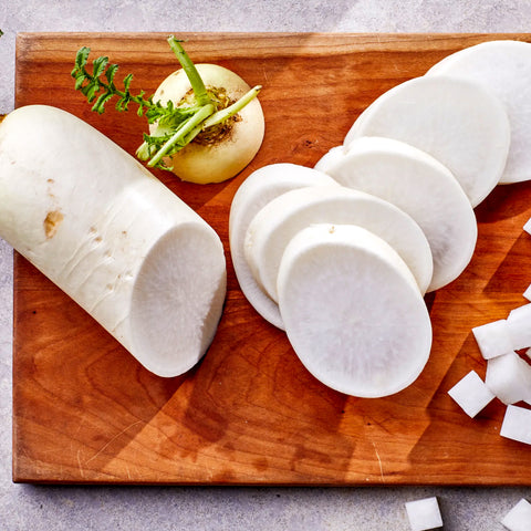 Organic White Radish / Daikon • 1 Piece (~200g)